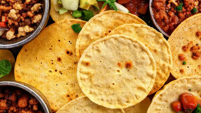 Tortillas apetitosas y diversas en detalle