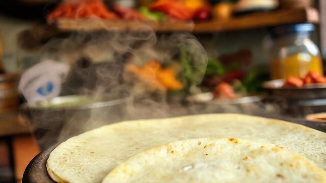 Tortillas mexicanas, cocinando con sabor y luz