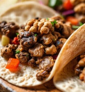 Tortillas sabrosas con vegetales y nueces