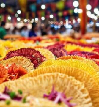 Tortillas coloridas celebran una comida global