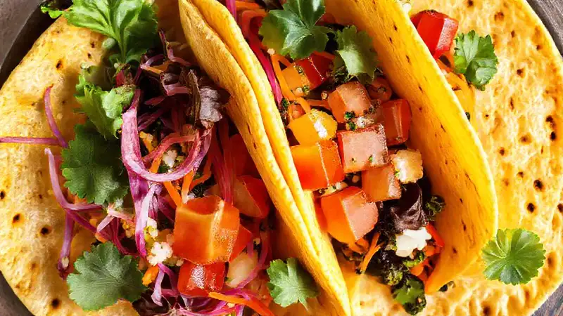 Tortillas veganas vibrantes y coloridas apetecibles