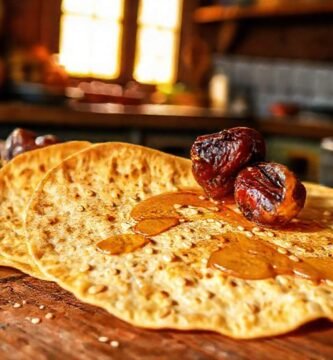 Una mesa rústica ofrece sabores mexicanos vibrantes