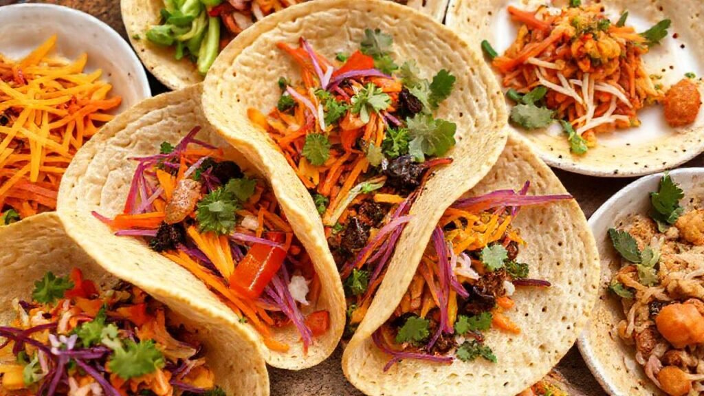 Comida mexicana vibrante y alegre