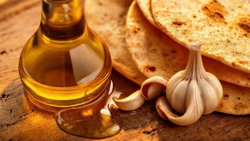Aceite de oliva, tortillas y luz cálida