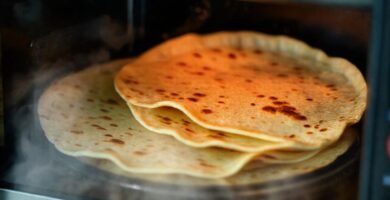 Tortillas keto hirviendo