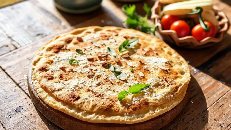 Una tortilla española dorada y apetitosa