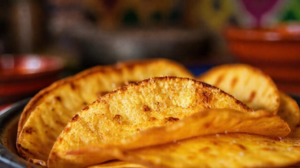 Tortillas doradas brillan con dulce glaseado